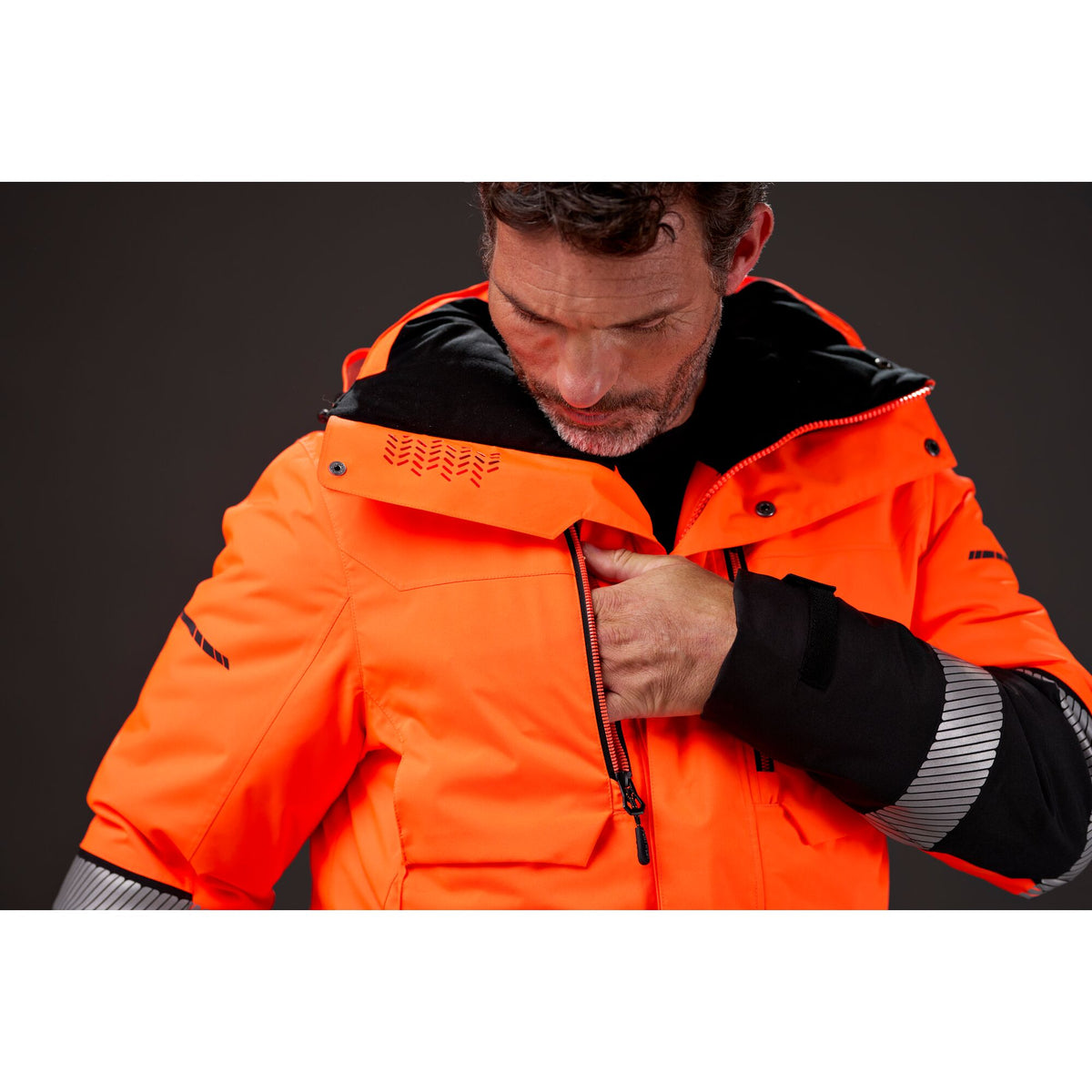 Portwest EV4 EV401 Hi-Vis Waterproof Expedition Parka Jacket, close-up detail
