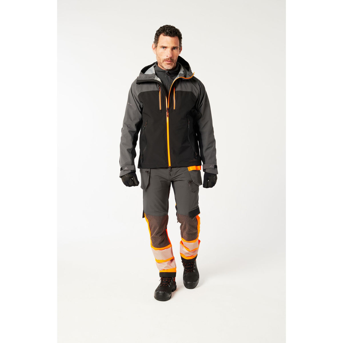 Portwest EV4 EV460 Waterproof Shell Jacket (3L) in Metal Grey, worn by a model