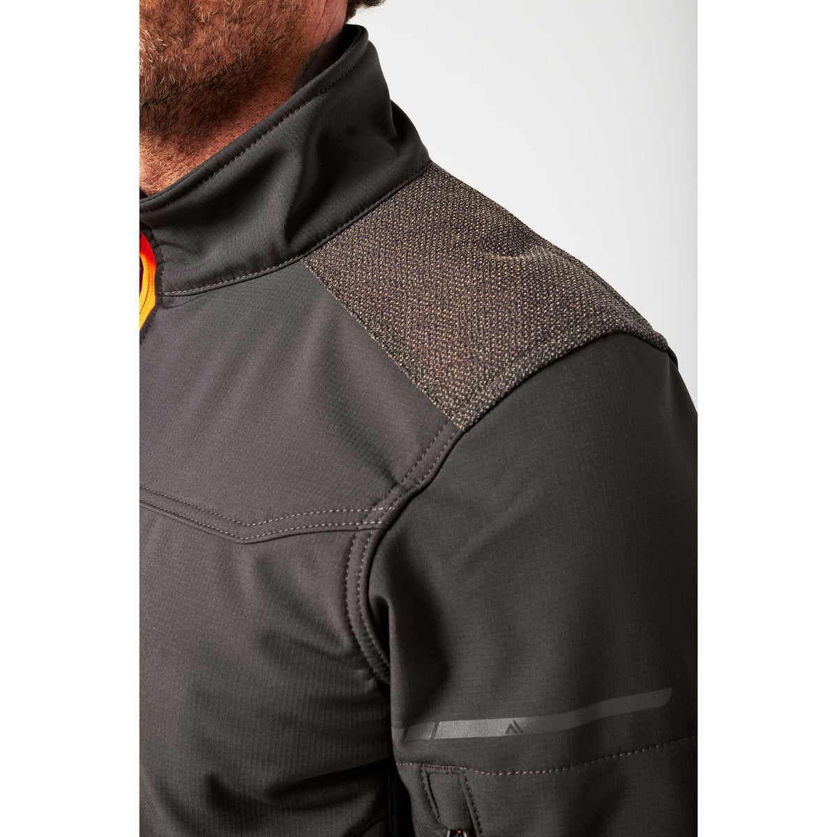 Portwest EV4 EV464 Softshell Bomber Work Jacket (3L), close-up detail