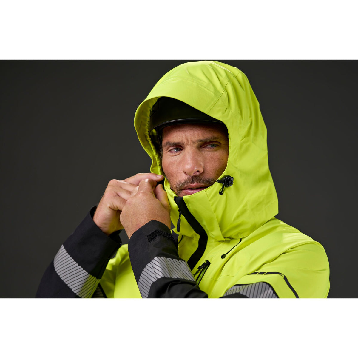 Portwest EV4 EV465 Hi-Vis Class 2 Waterproof Shell Jacket (3L), close-up detail